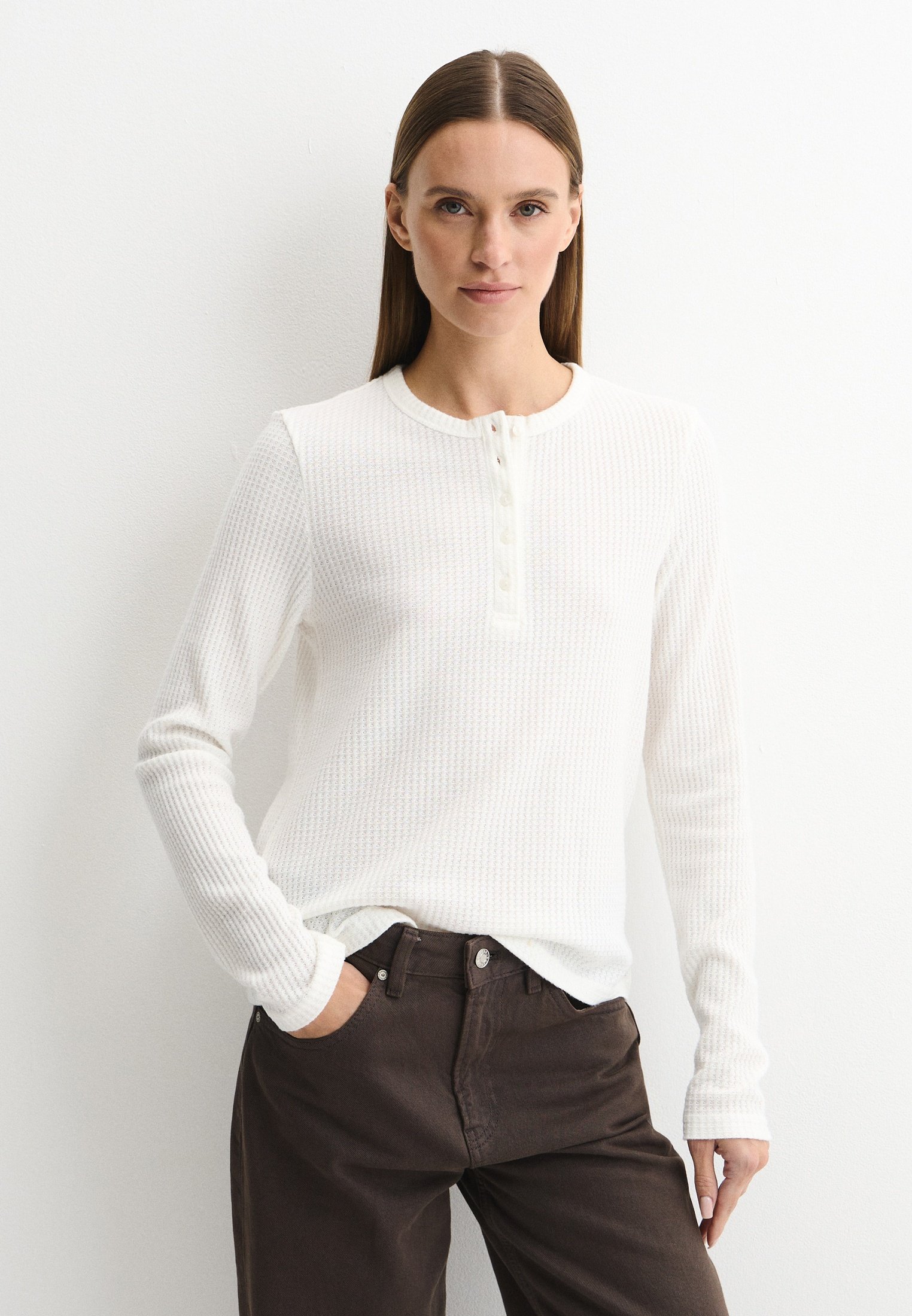 Лонгслив Zarina