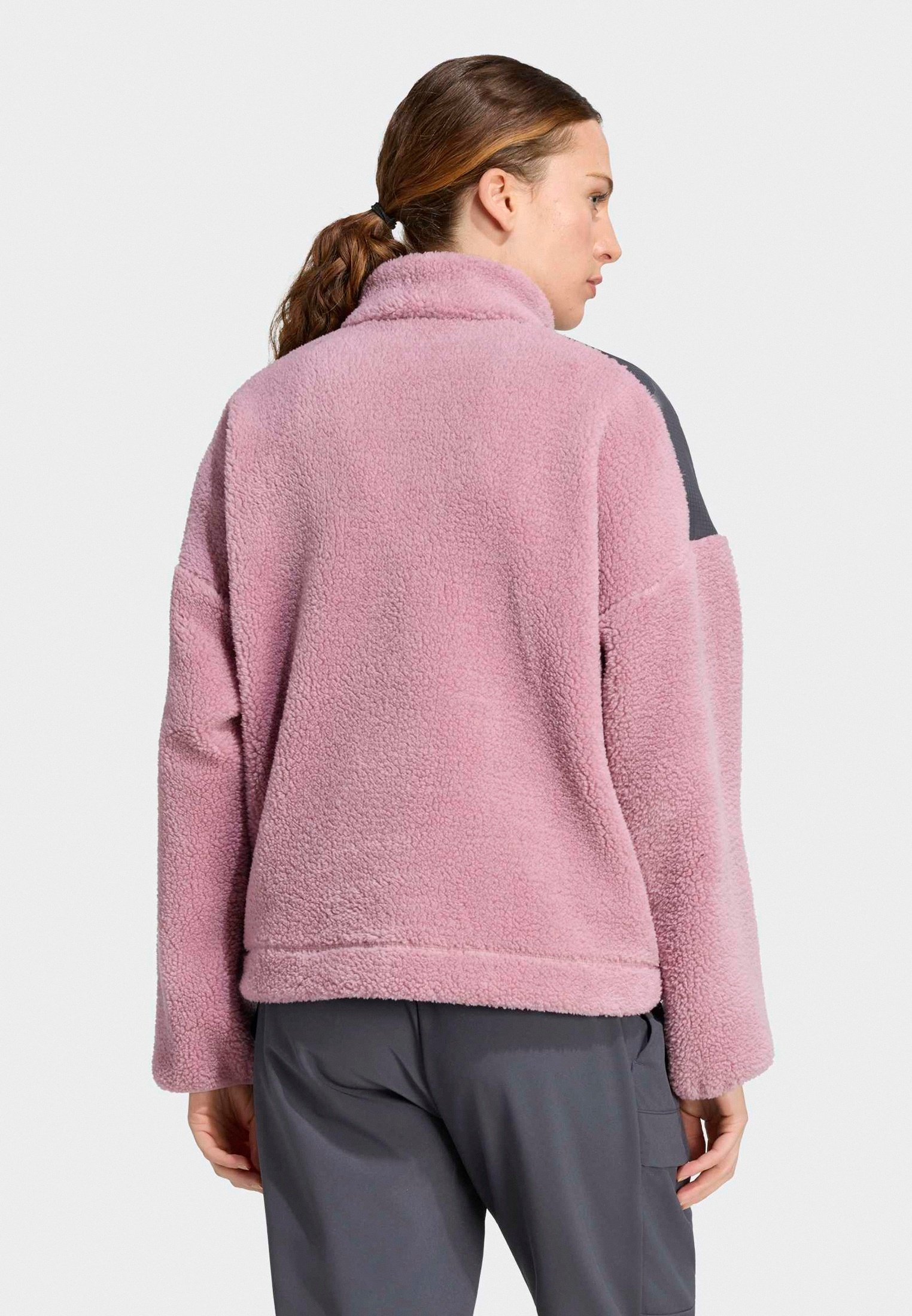 Свитшот adidas