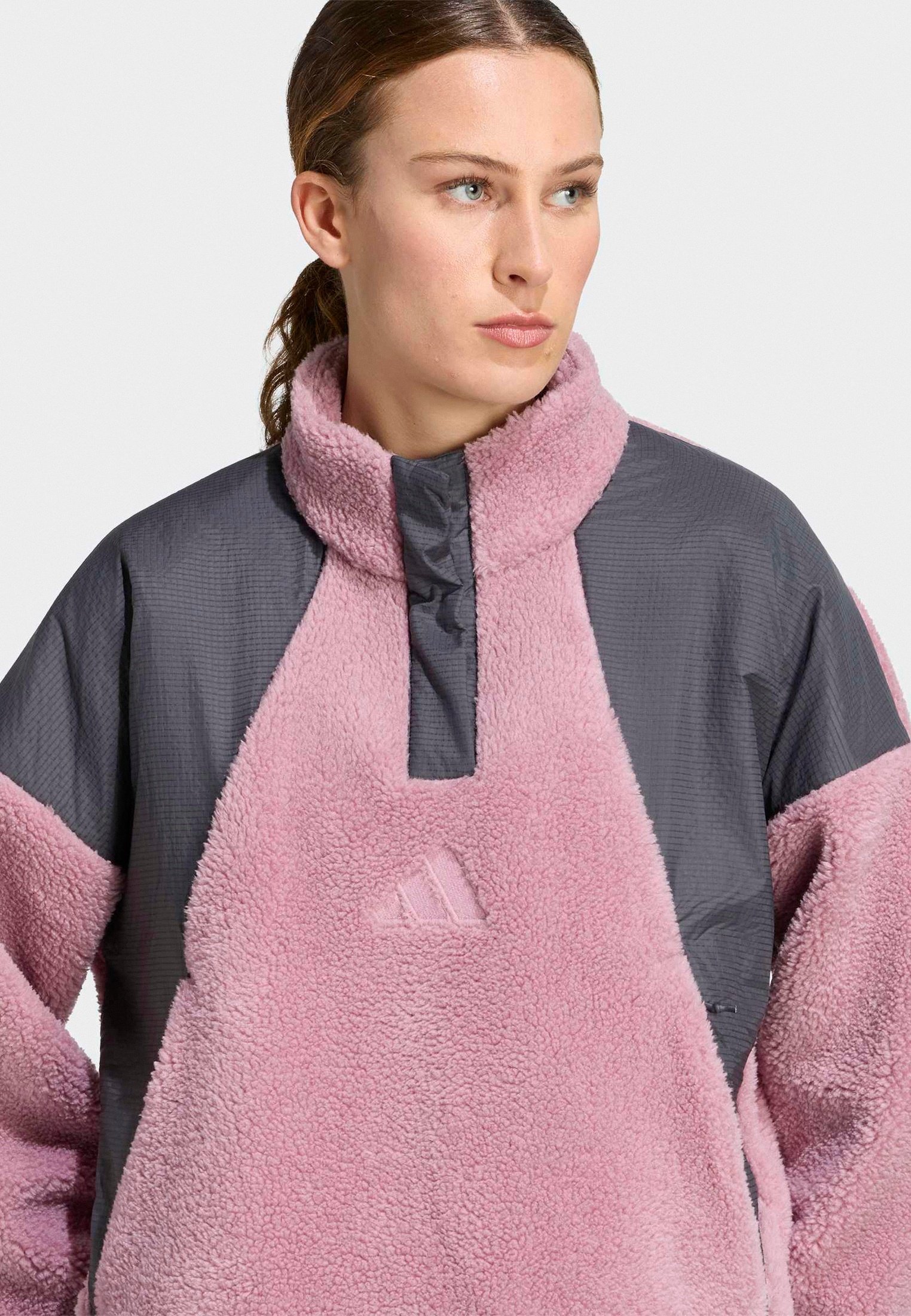 Свитшот adidas