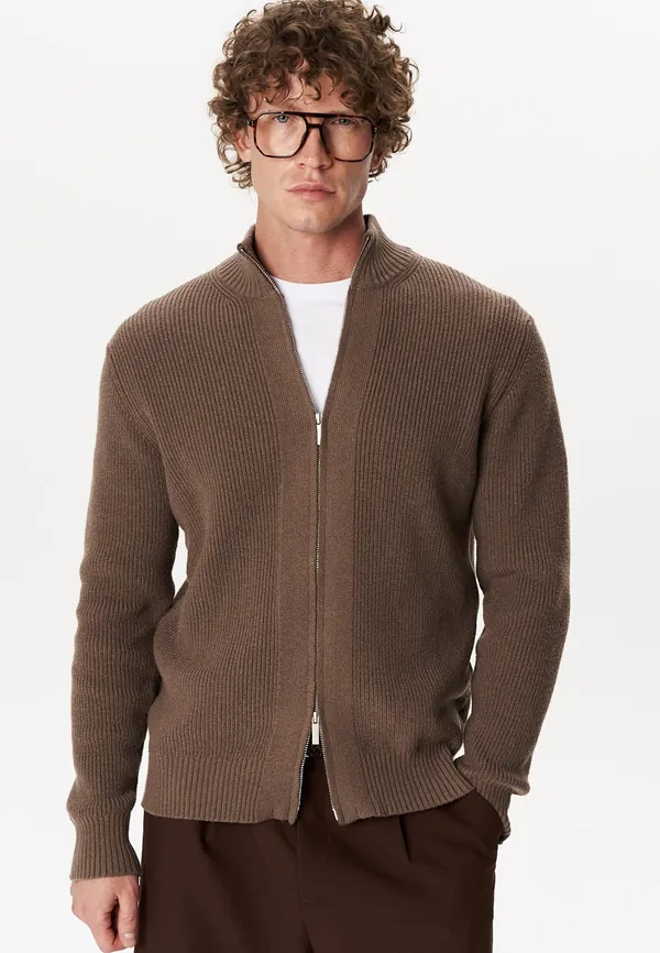 Кардиган Doux Saint