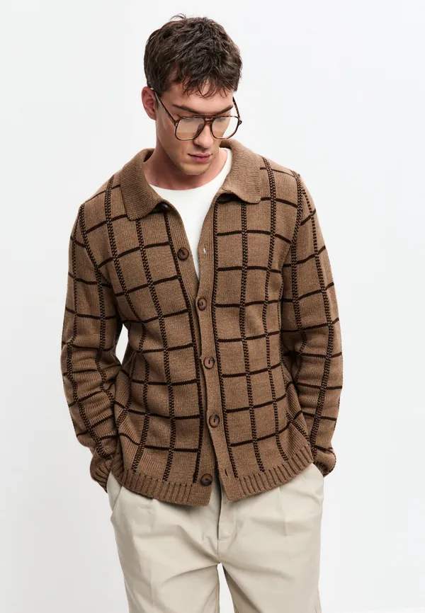 Кардиган U.M.W