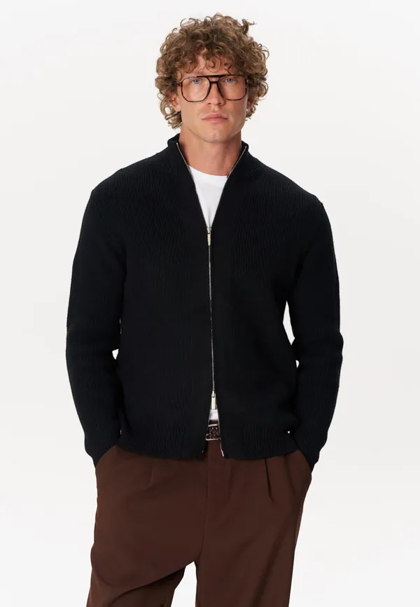 Кардиган Doux Saint