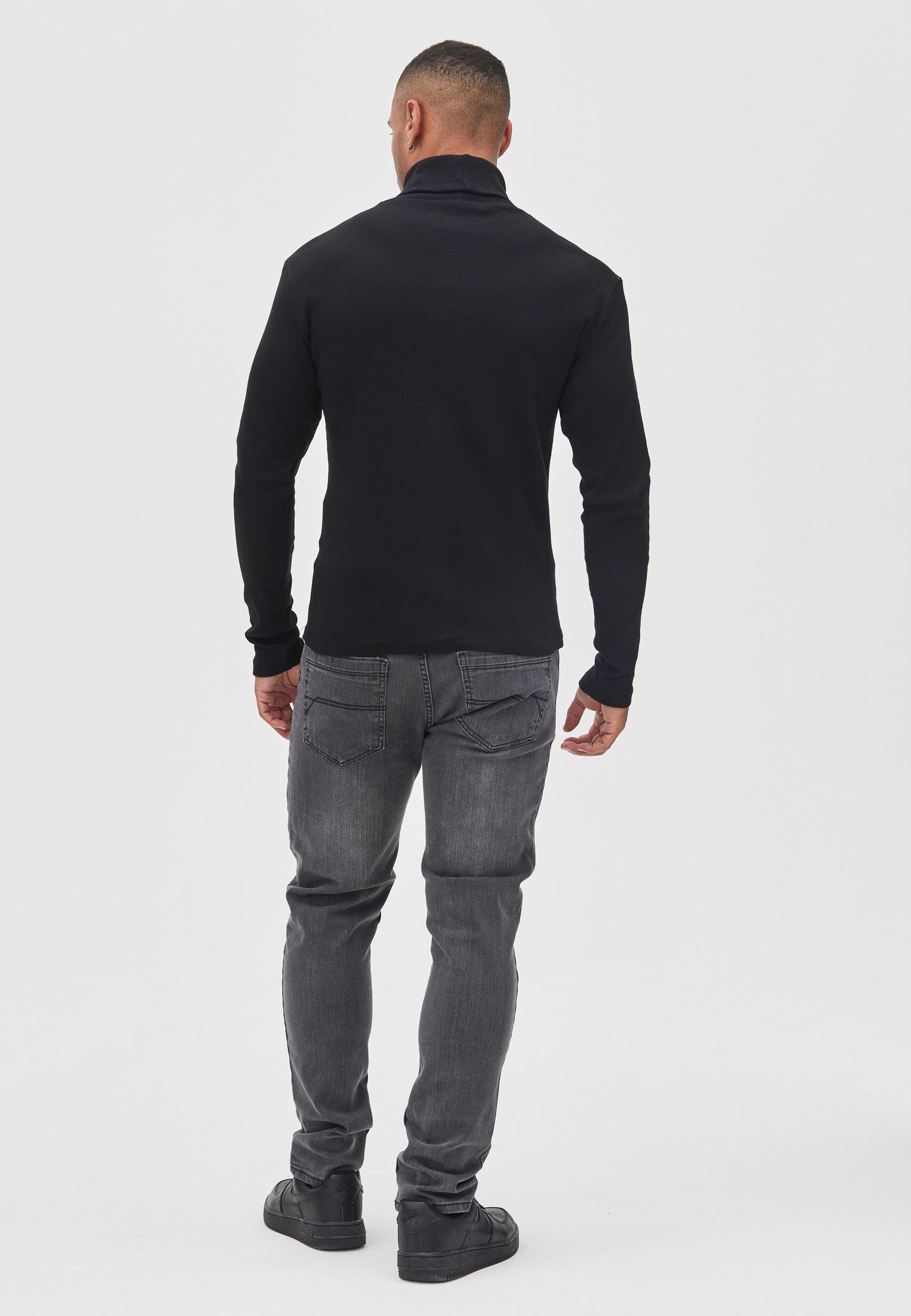 Водолазка Torae Black