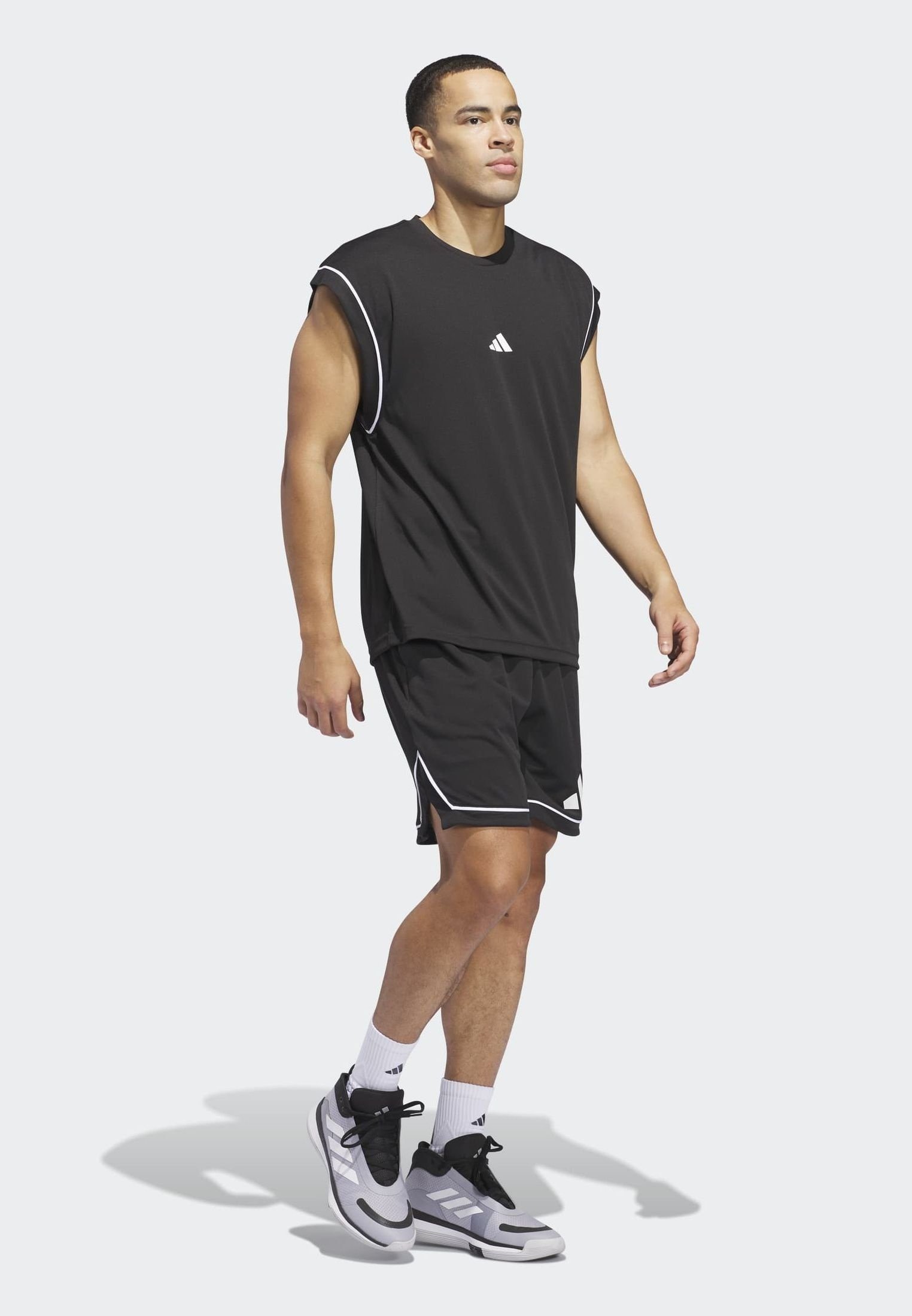 Майка спортивная adidas