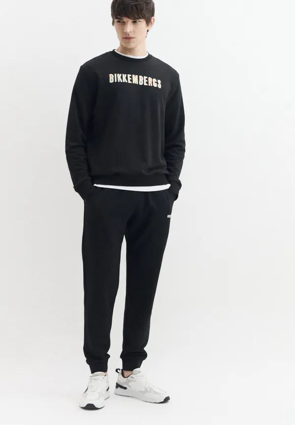 Костюм спортивный Bikkembergs