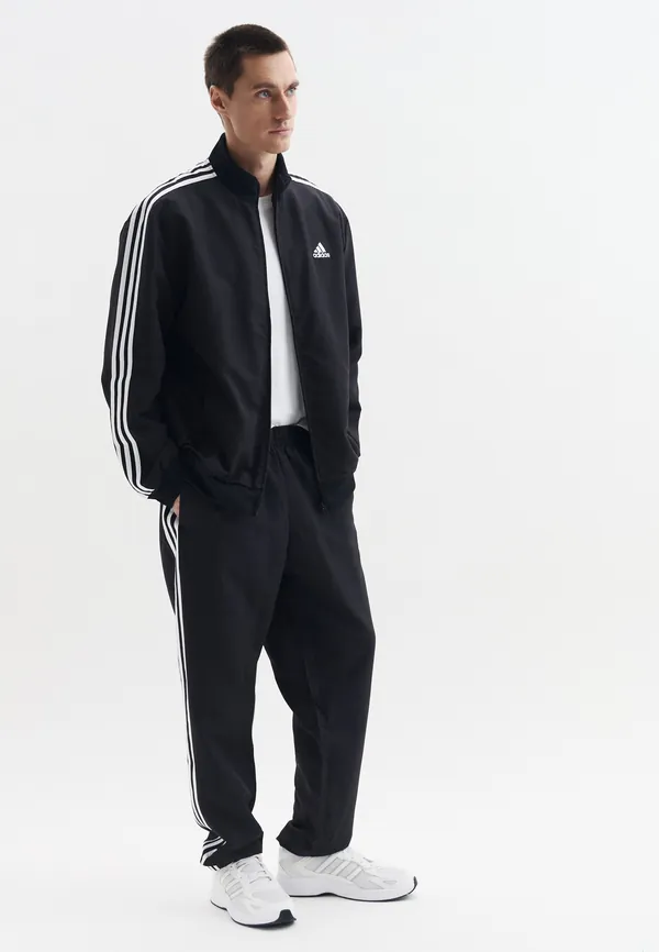 Костюм спортивный adidas