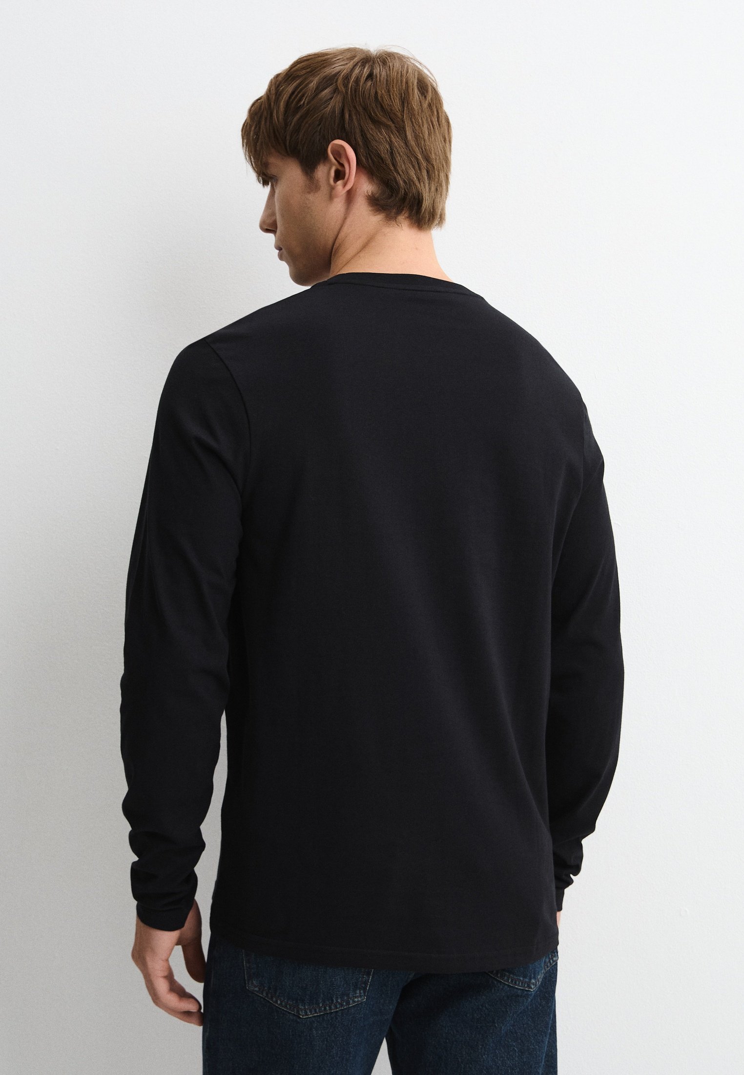 Лонгслив Lyle & Scott