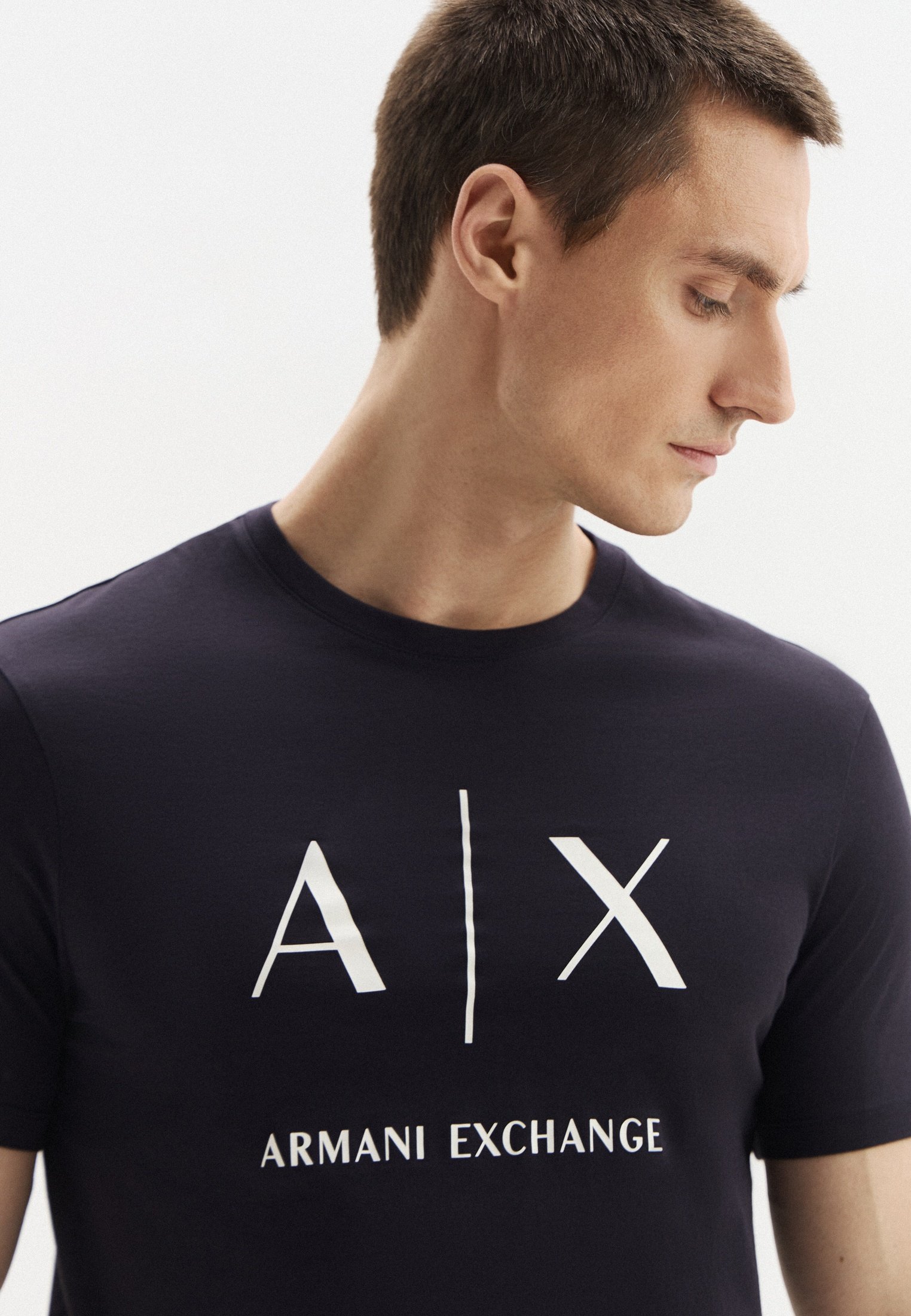 Футболка Armani Exchange