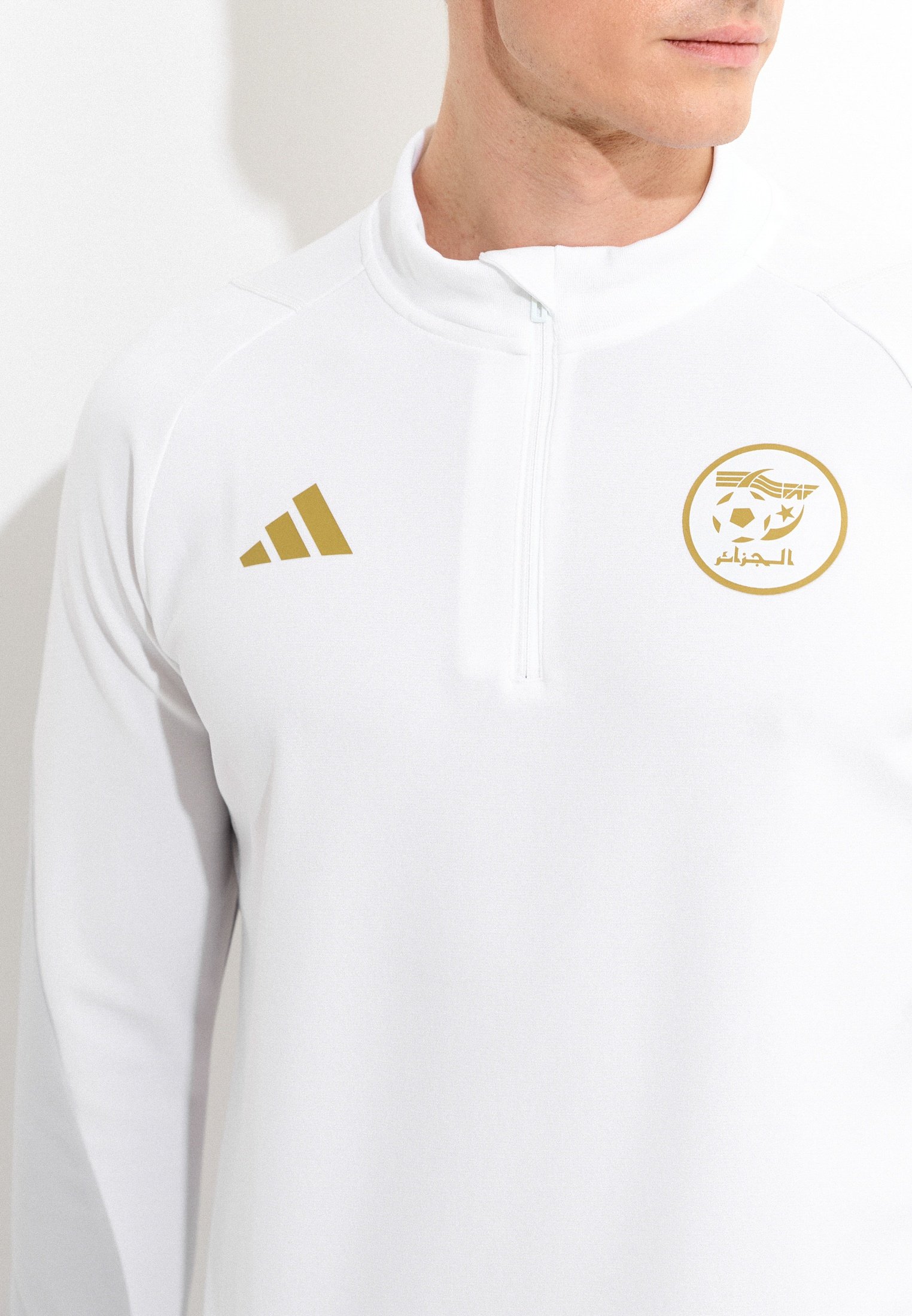 Свитшот adidas