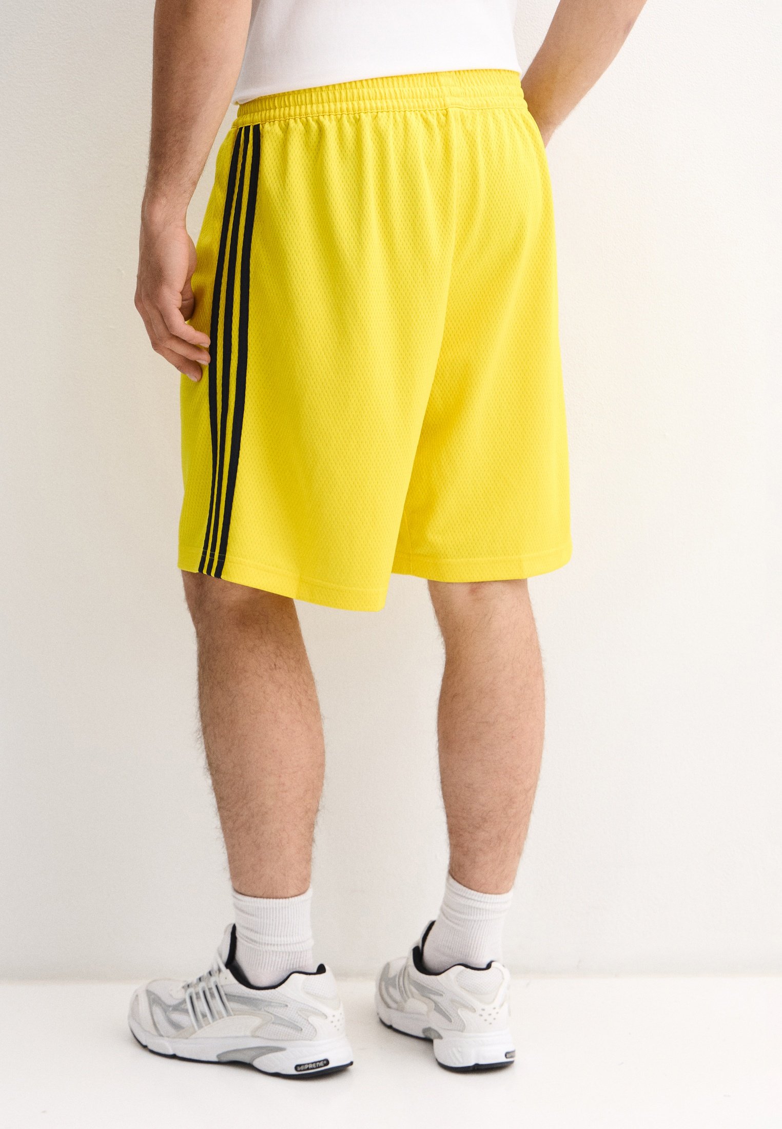 Шорты спортивные adidas