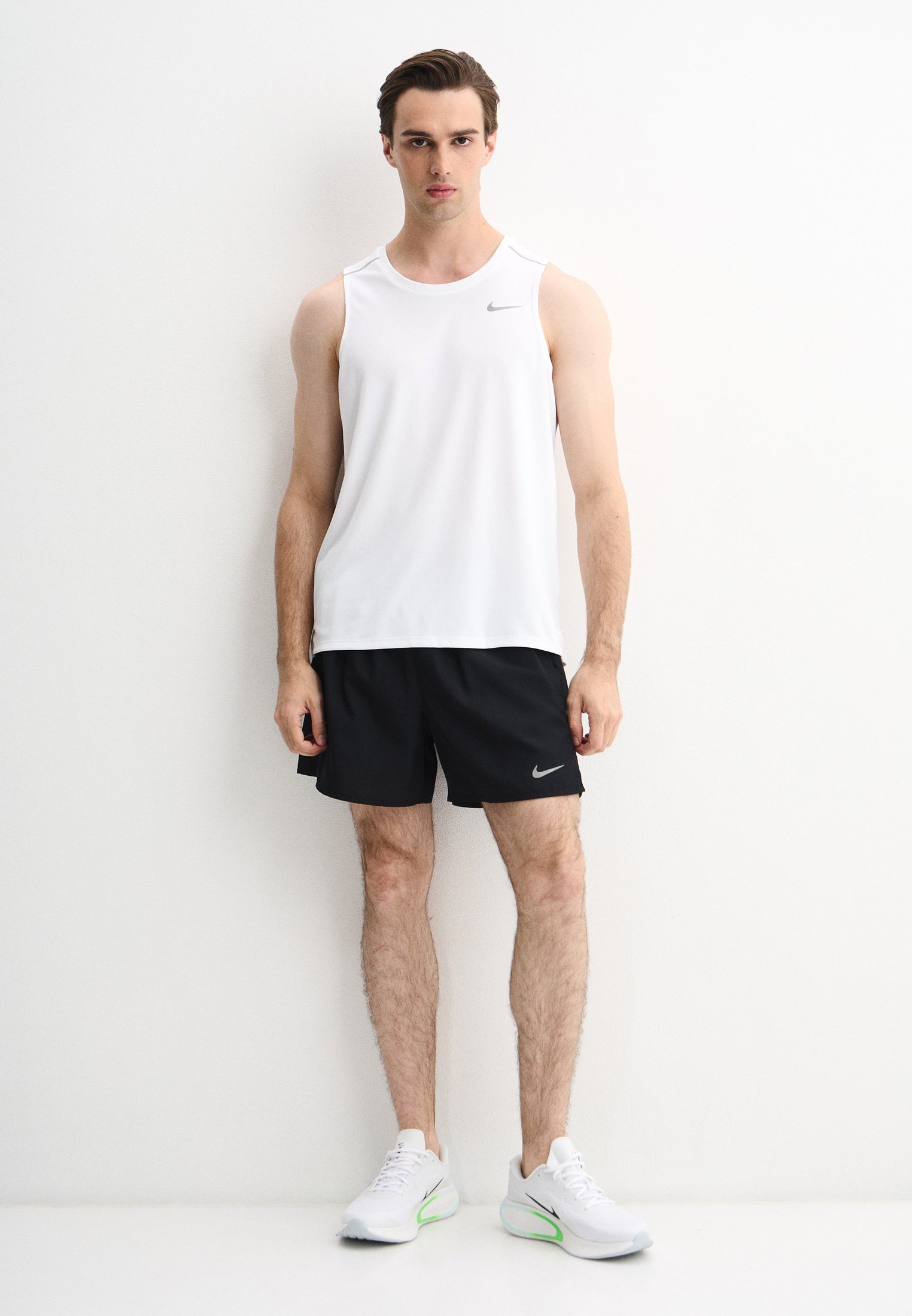 Шорты спортивные Nike