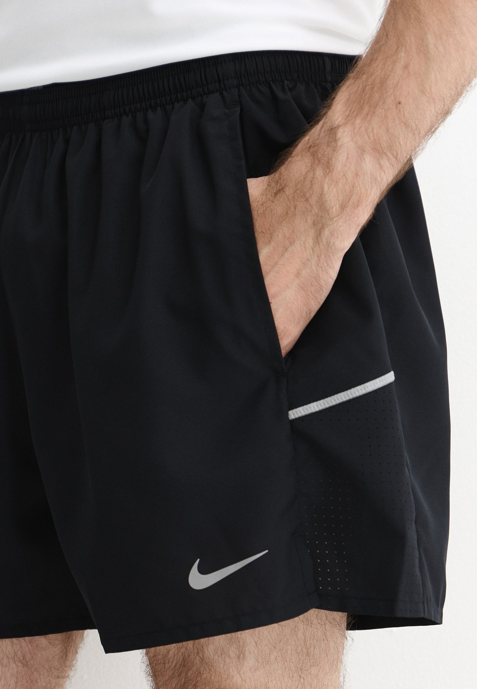 Шорты спортивные Nike