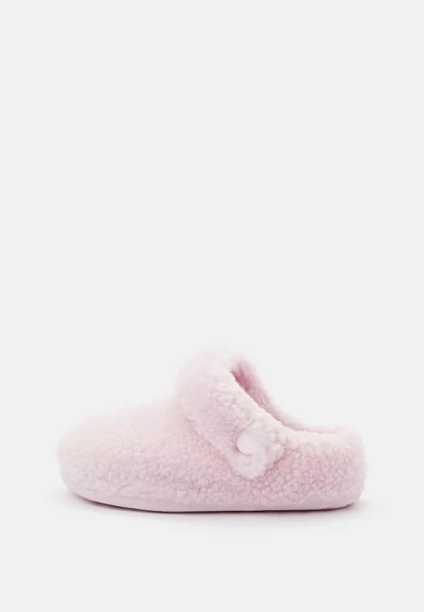 Тапочки Crocs