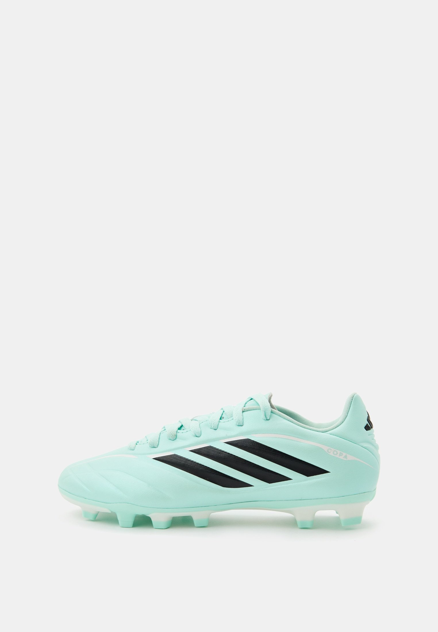 Бутсы adidas