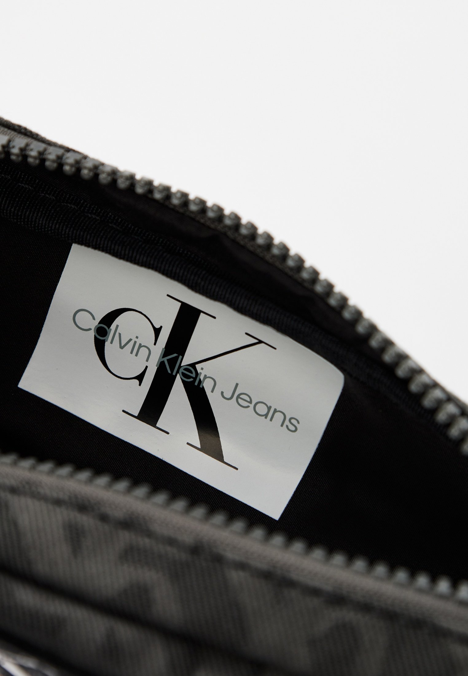 Пенал Calvin Klein Jeans