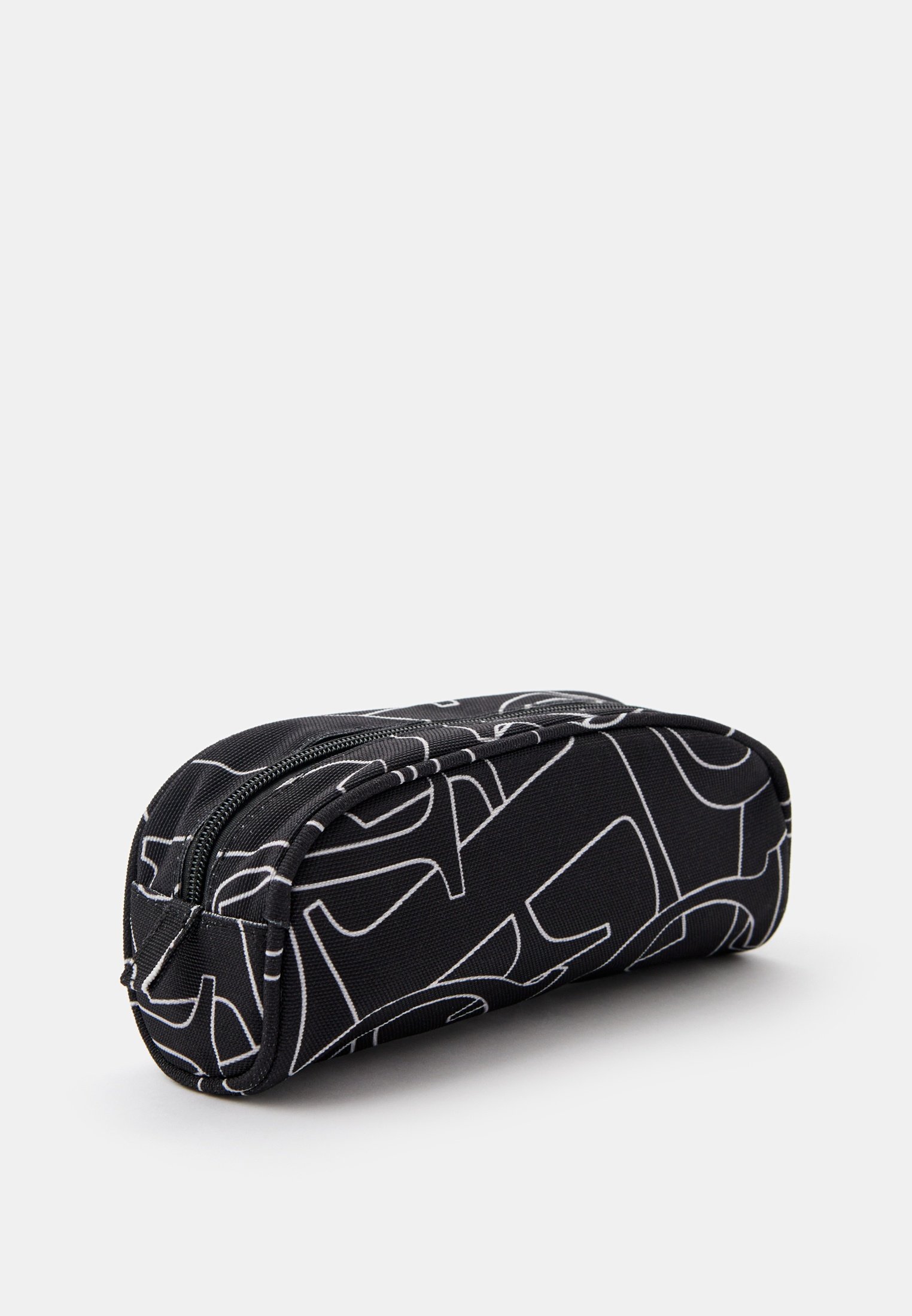 Пенал Guess