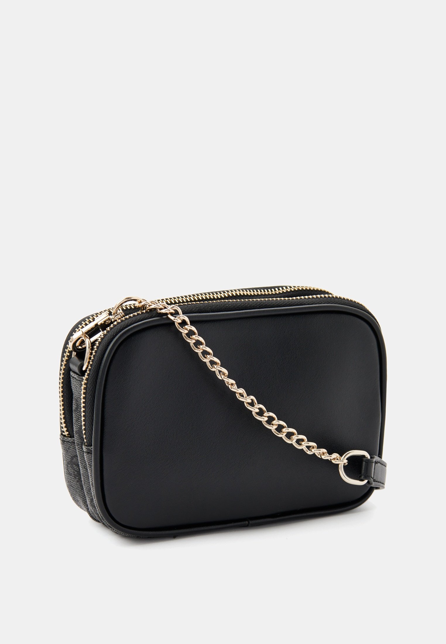 Сумка Guess