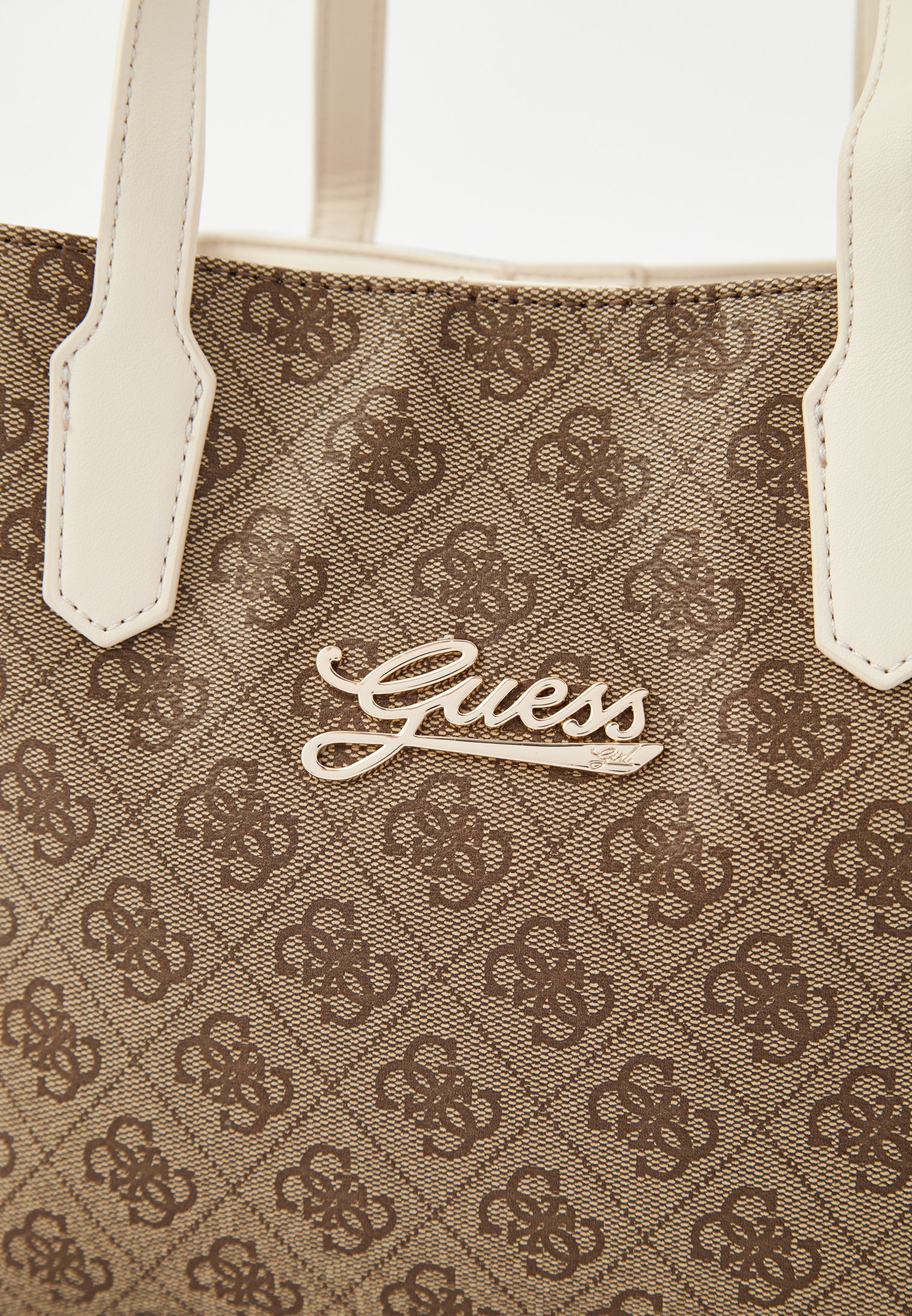 Сумка Guess