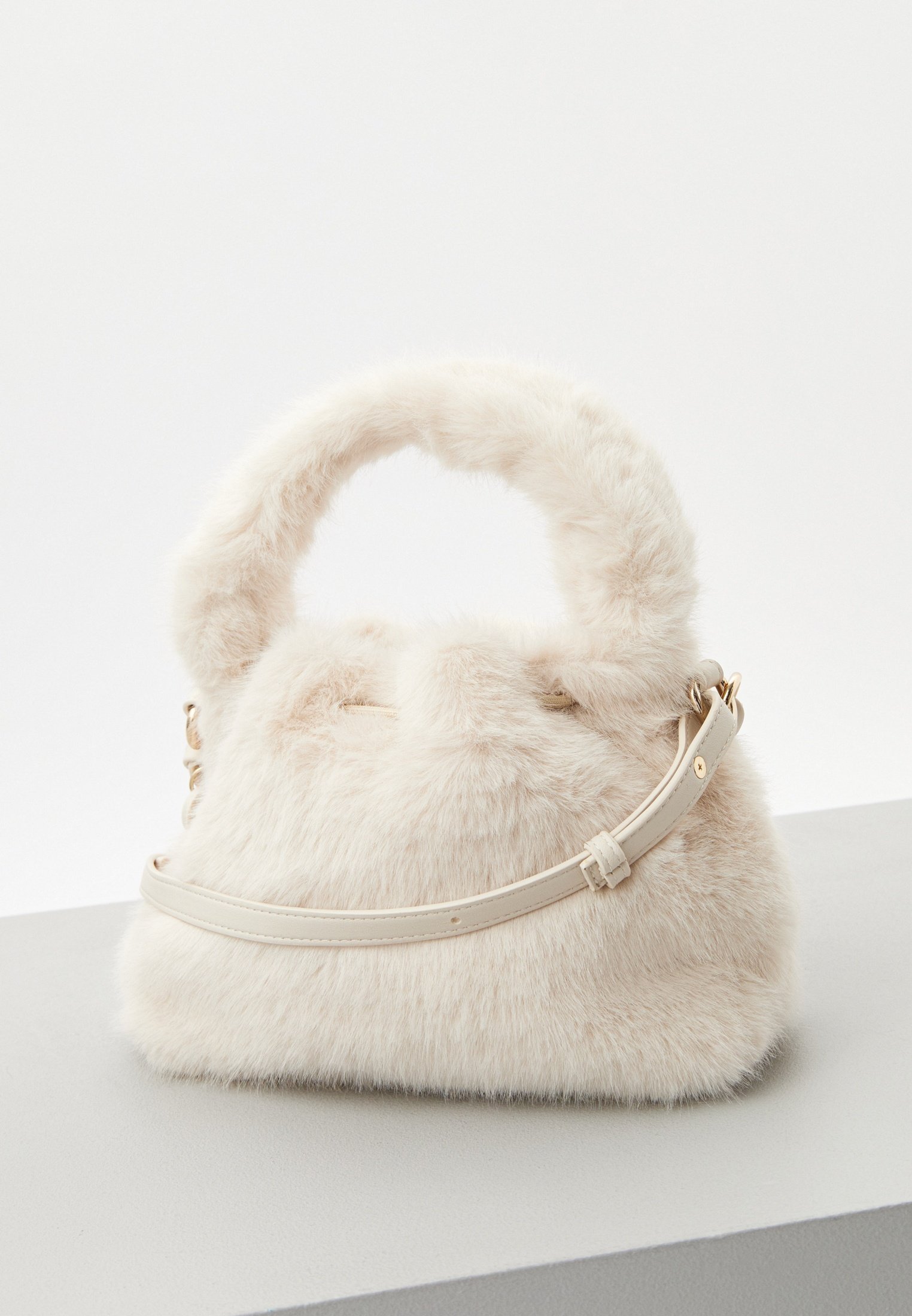 Сумка и брелок Guess