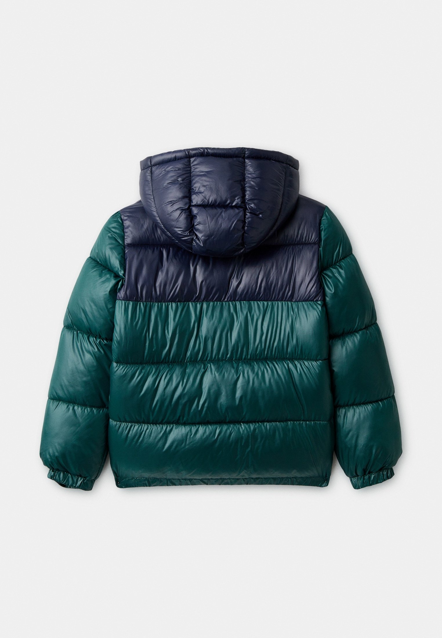 Пуховик Guess