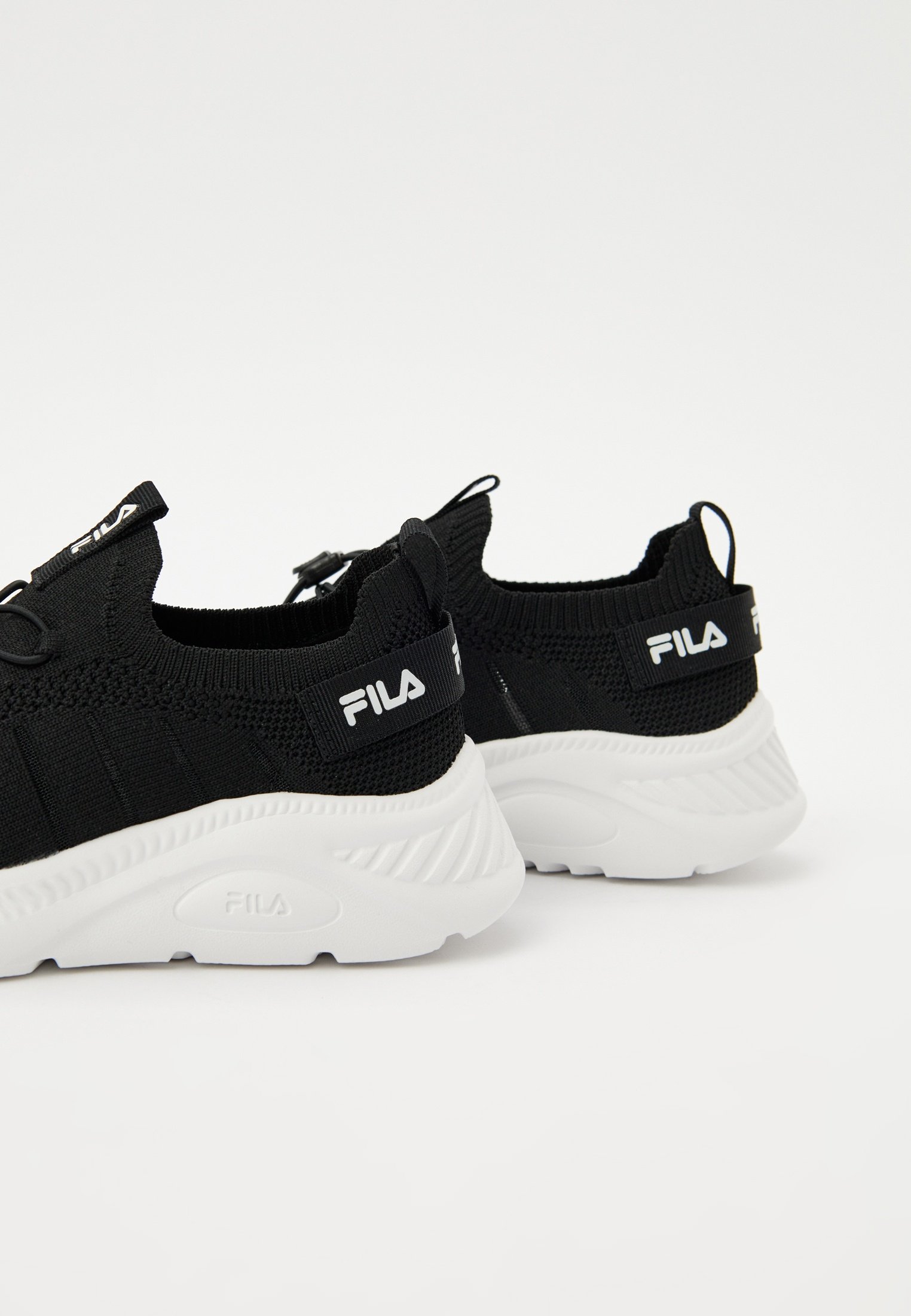 Кроссовки Fila
