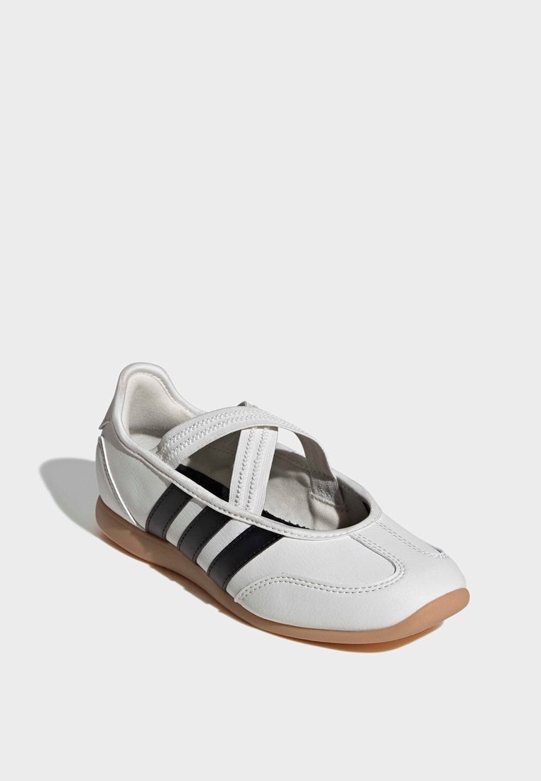 Балетки adidas