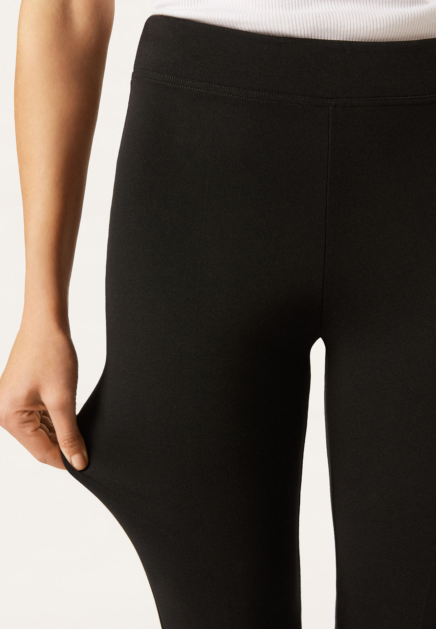 Брюки Calzedonia