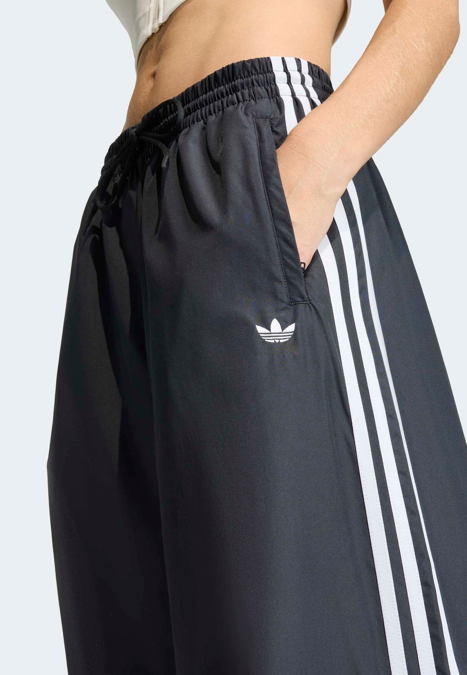Брюки adidas Originals