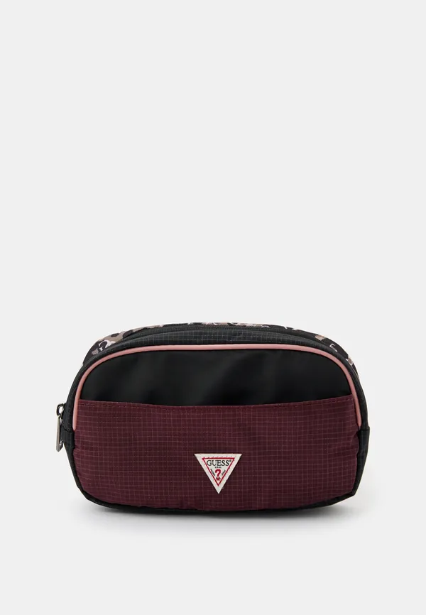 Сумка поясная Guess