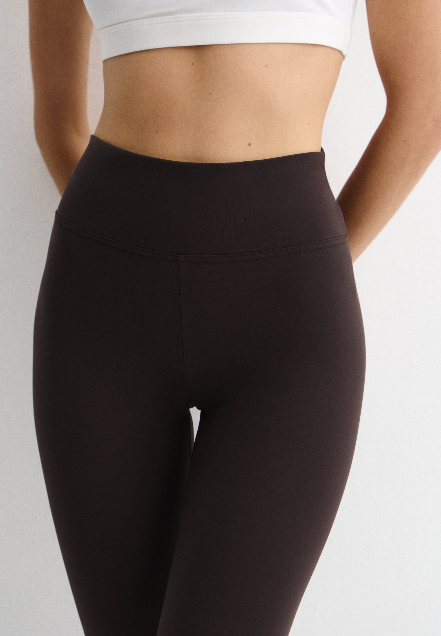 Тайтсы Calzedonia