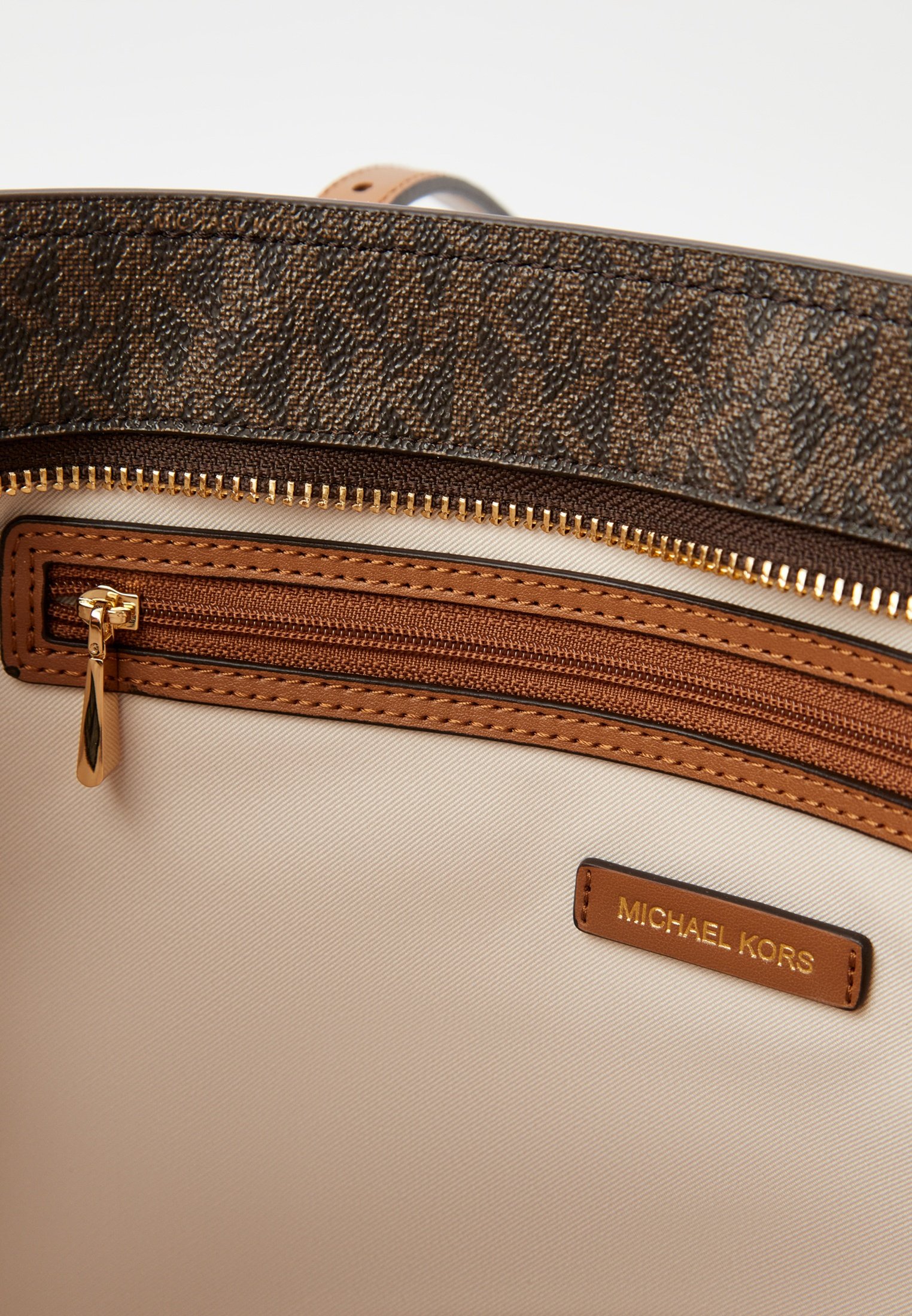 Сумка и брелок Michael Michael Kors