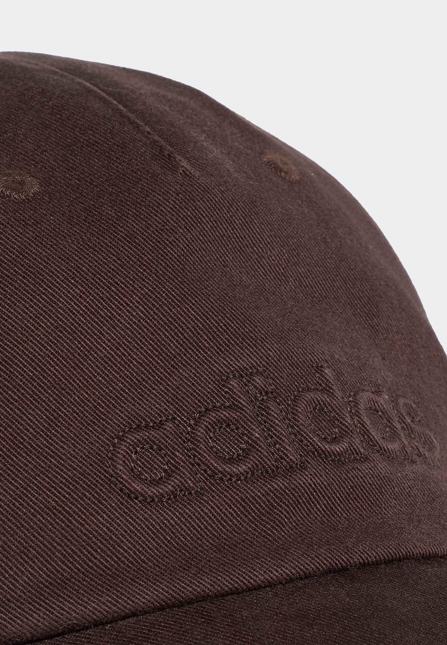 Бейсболка adidas