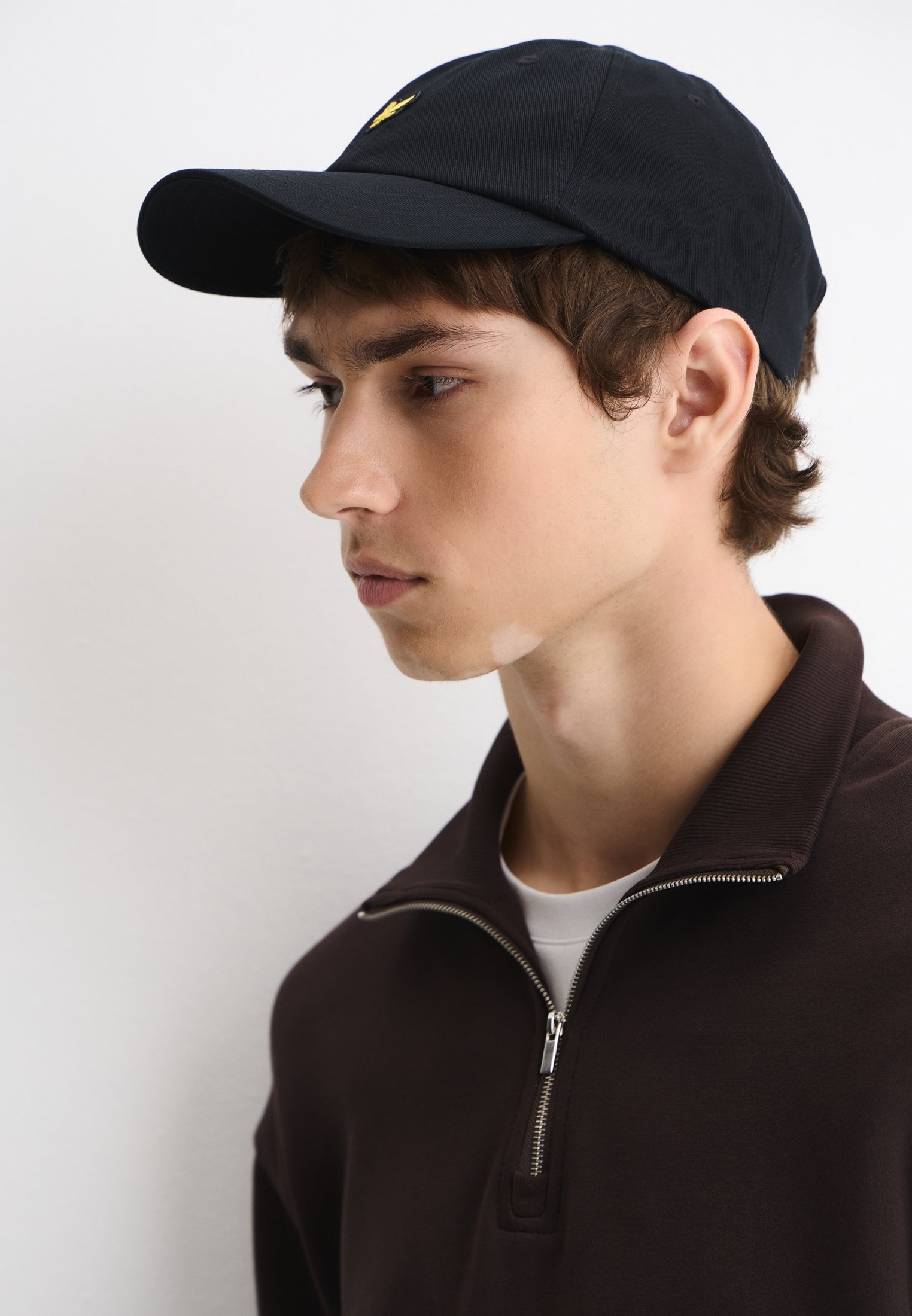 Бейсболка Lyle & Scott