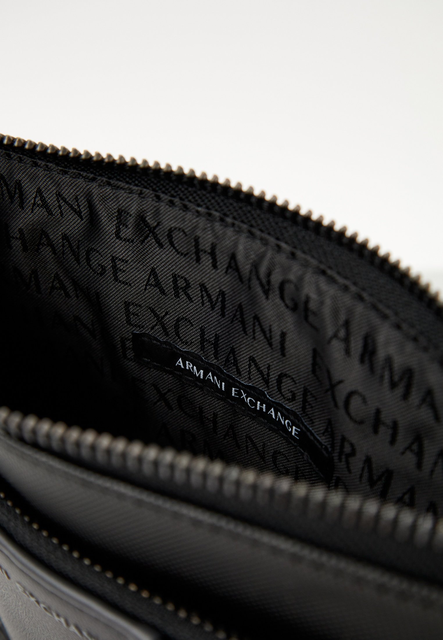 Сумка Armani Exchange