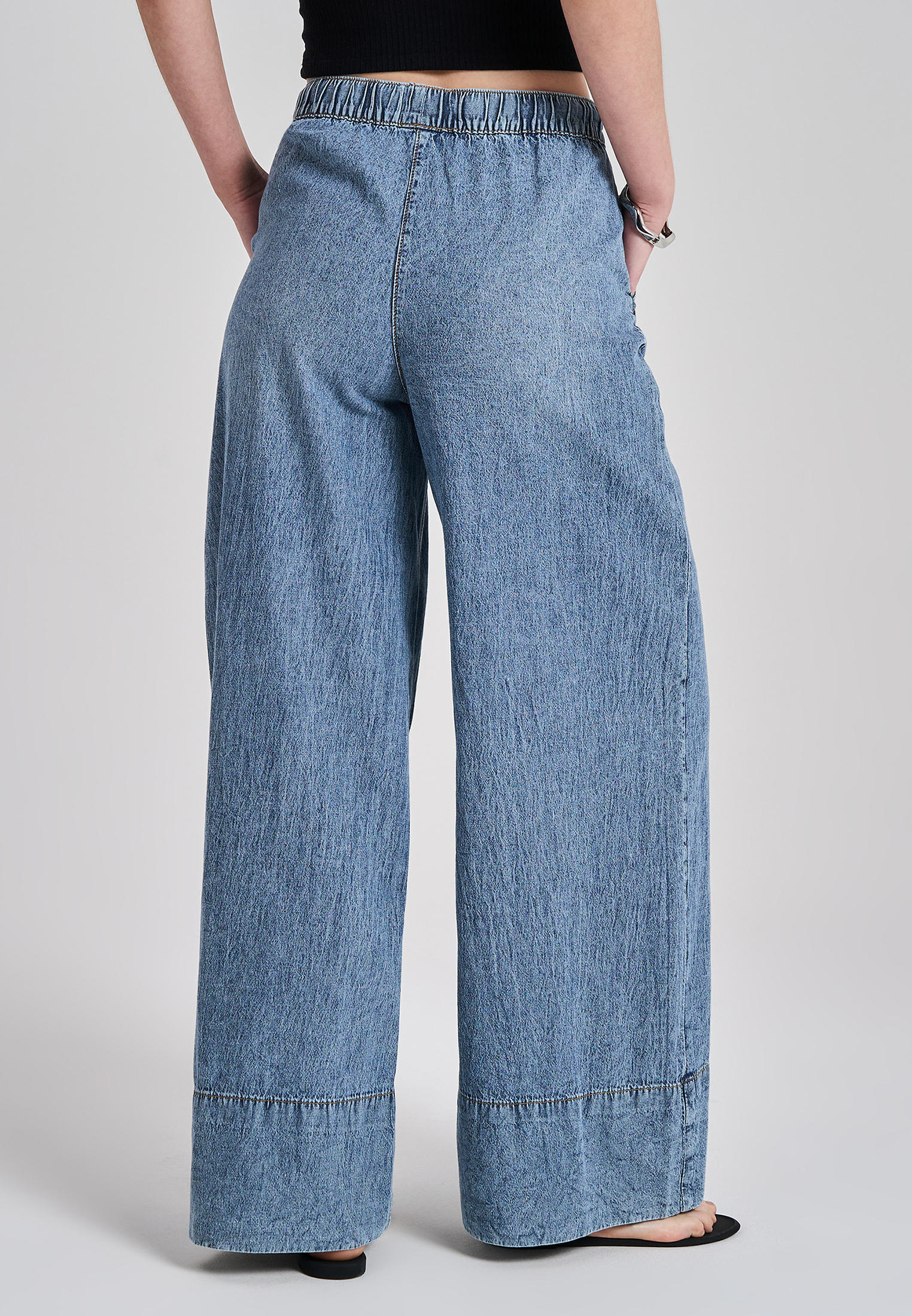 Джинсы Твое