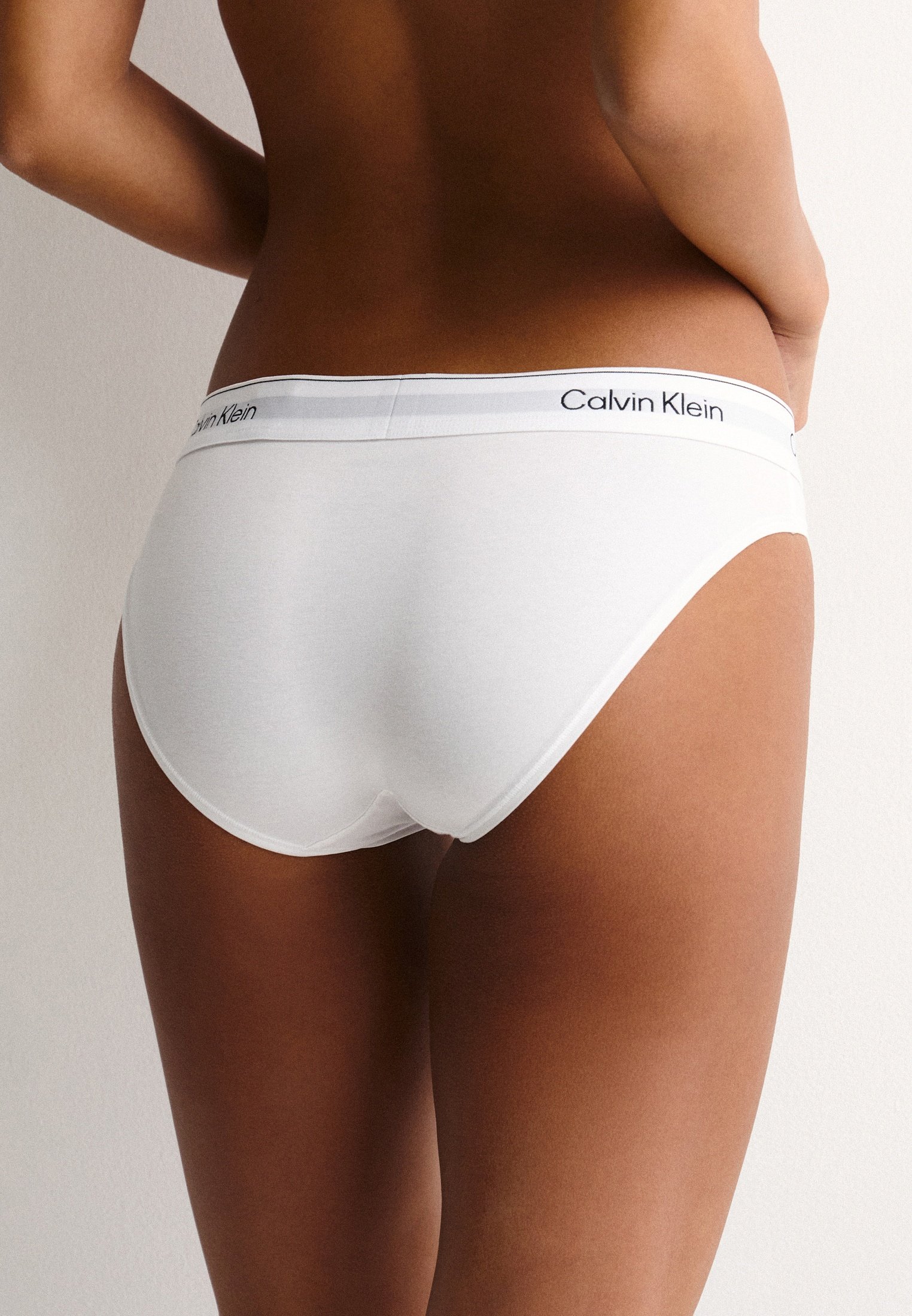 Трусы Calvin Klein